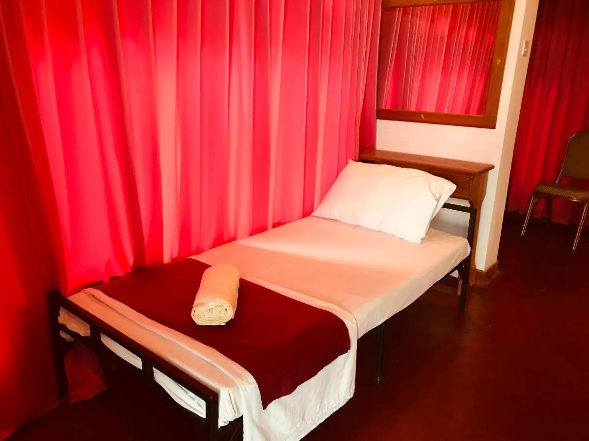 Heaven Breeze Otel Kandy